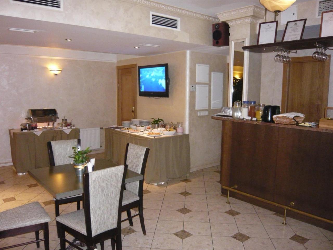 Riverside Hotel 리가 외부 사진